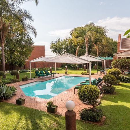 Town Lodge Menlo Park Pretoria Exterior photo
