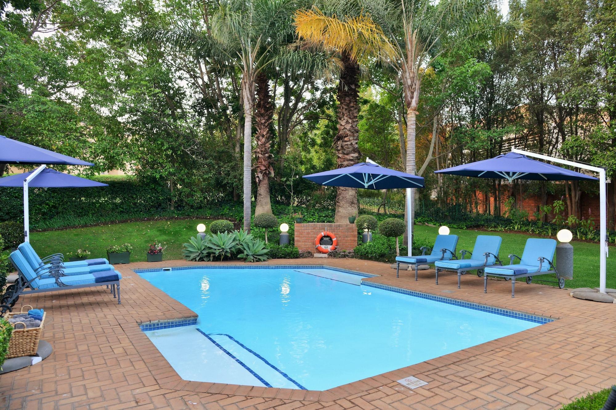 Town Lodge Menlo Park Pretoria Exterior photo