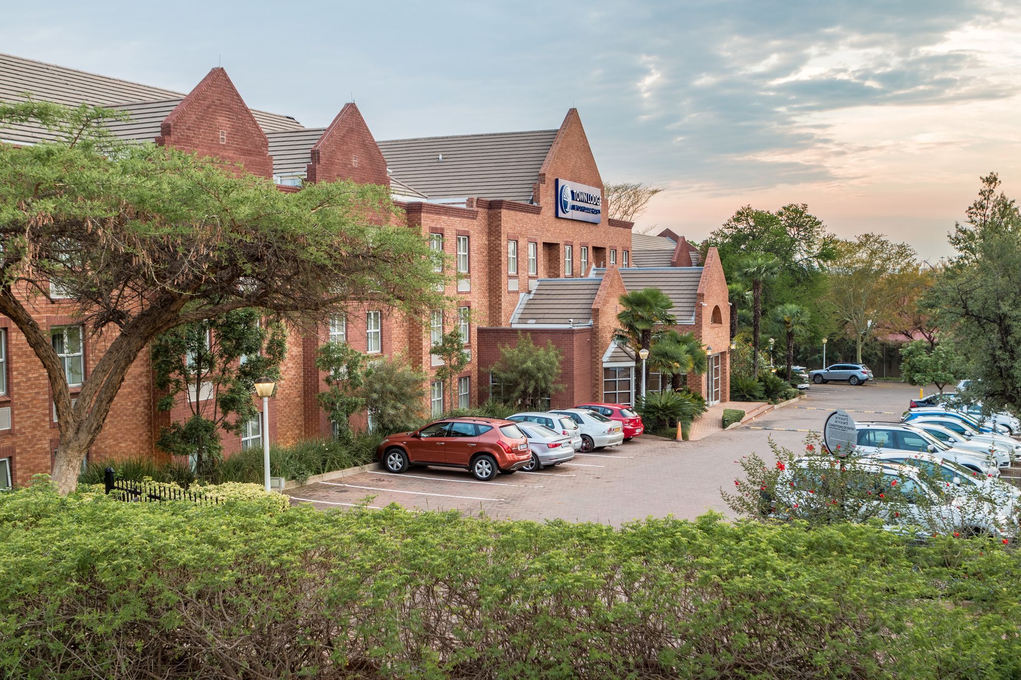 Town Lodge Menlo Park Pretoria Exterior photo