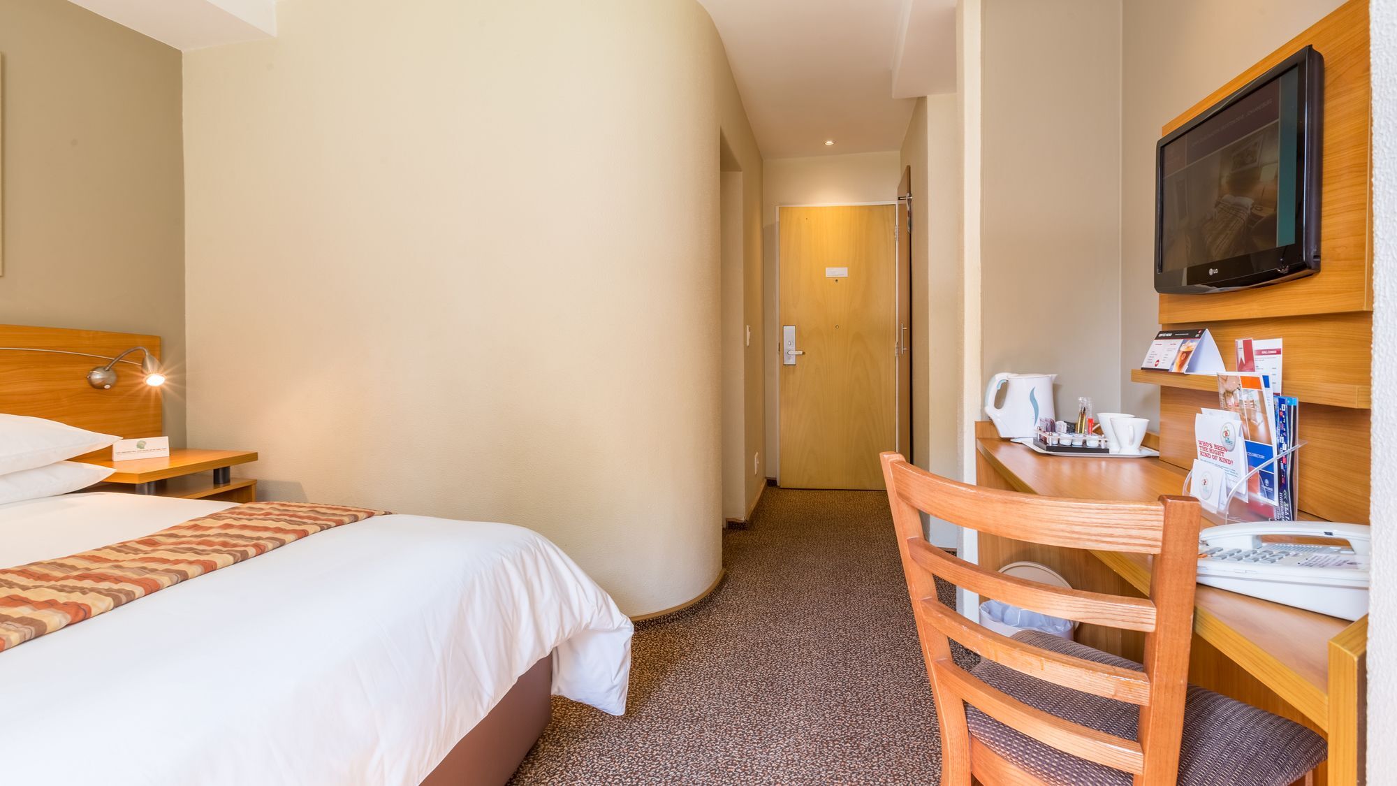 Town Lodge Menlo Park Pretoria Exterior photo